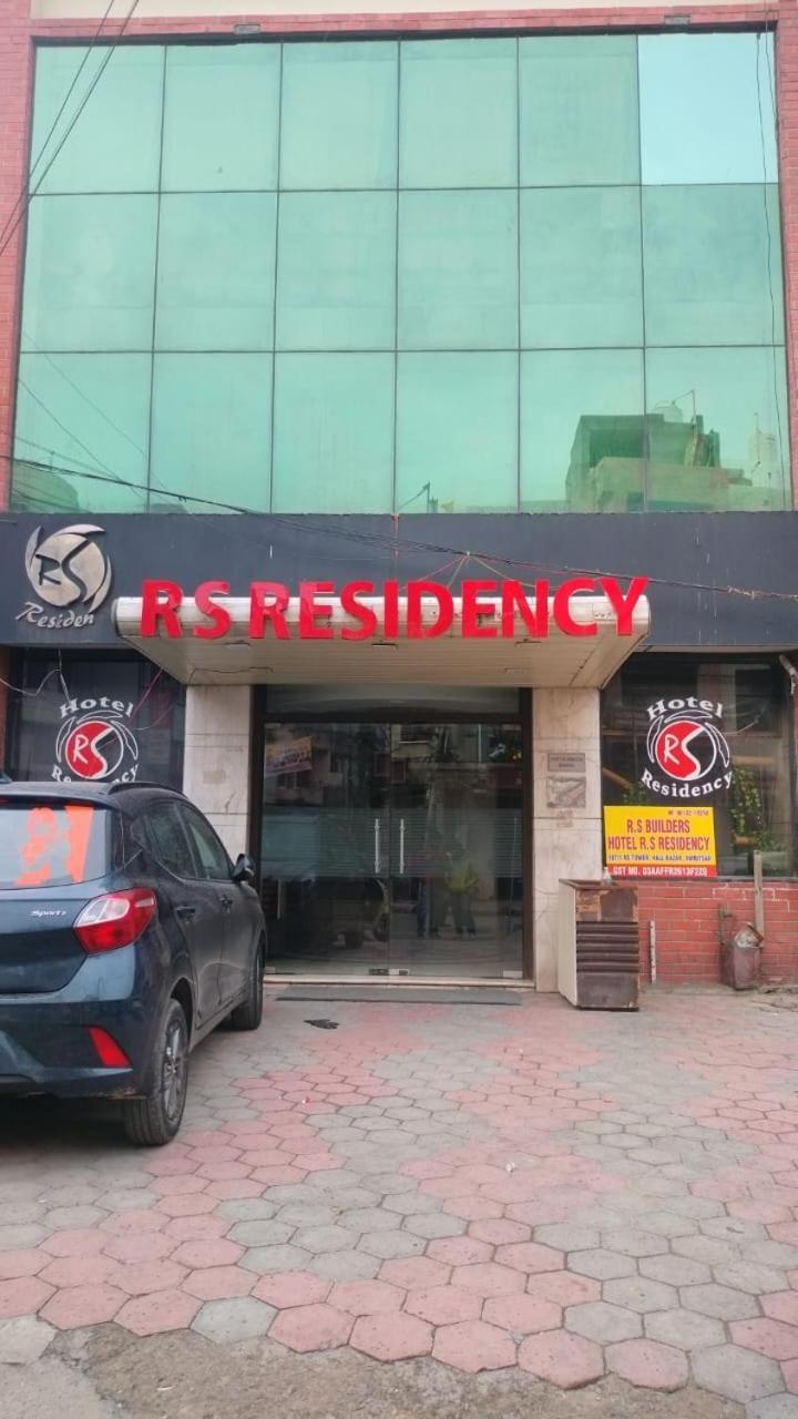 Hotel R S Residency 2*